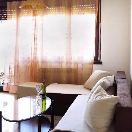 With Wifi - 15956 Split